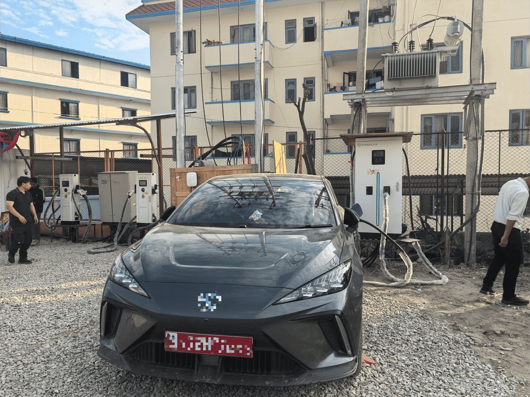 Recharge à venir! Célébrons le succès de votre première borne de recharge EV!